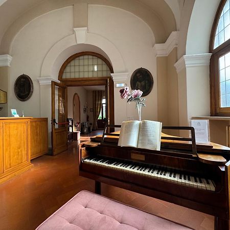 فندق Monastero Ss. Annunziata تودي المظهر الخارجي الصورة The piano room
