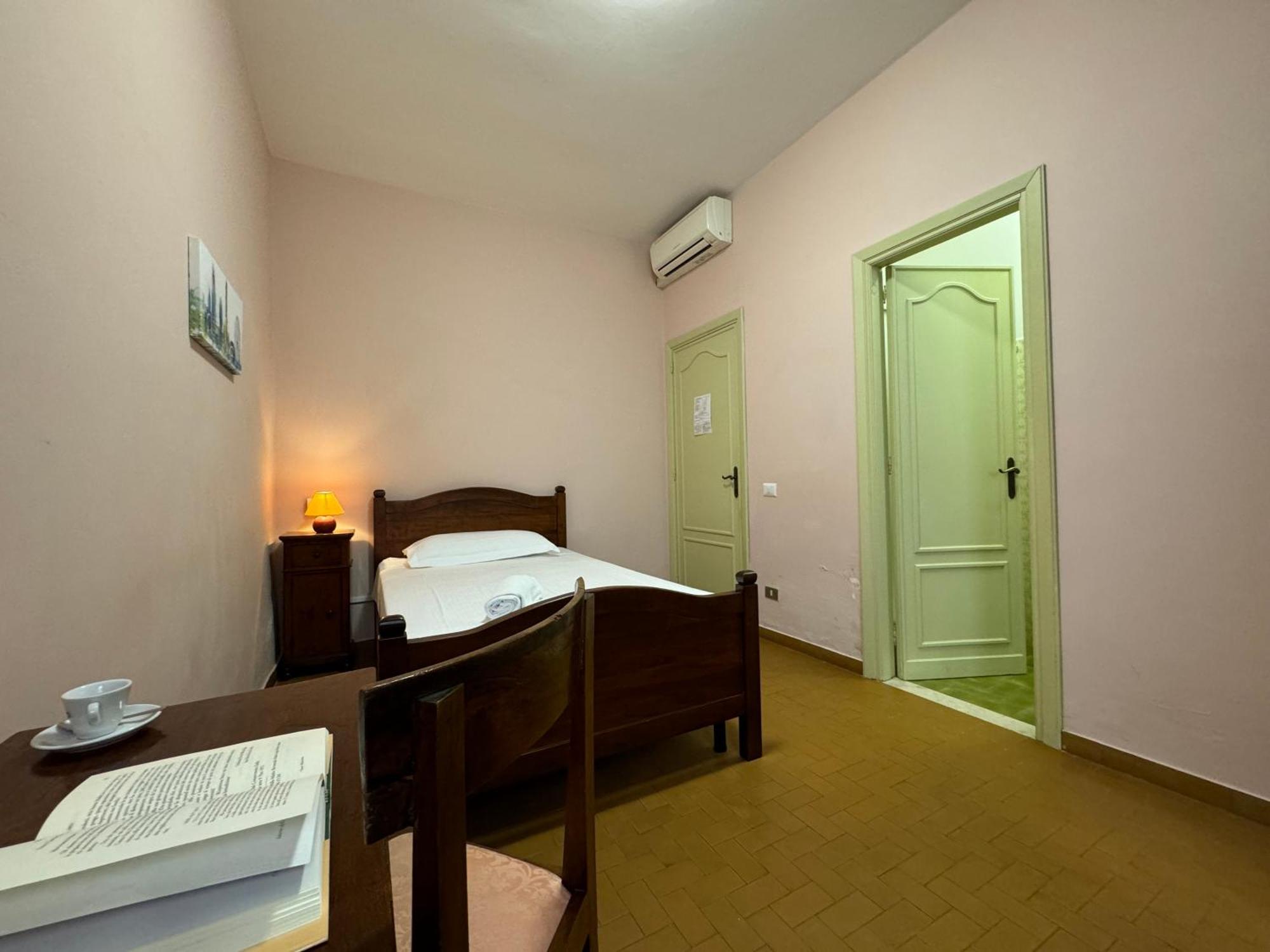 فندق Monastero Ss. Annunziata تودي المظهر الخارجي الصورة A room at the hotel