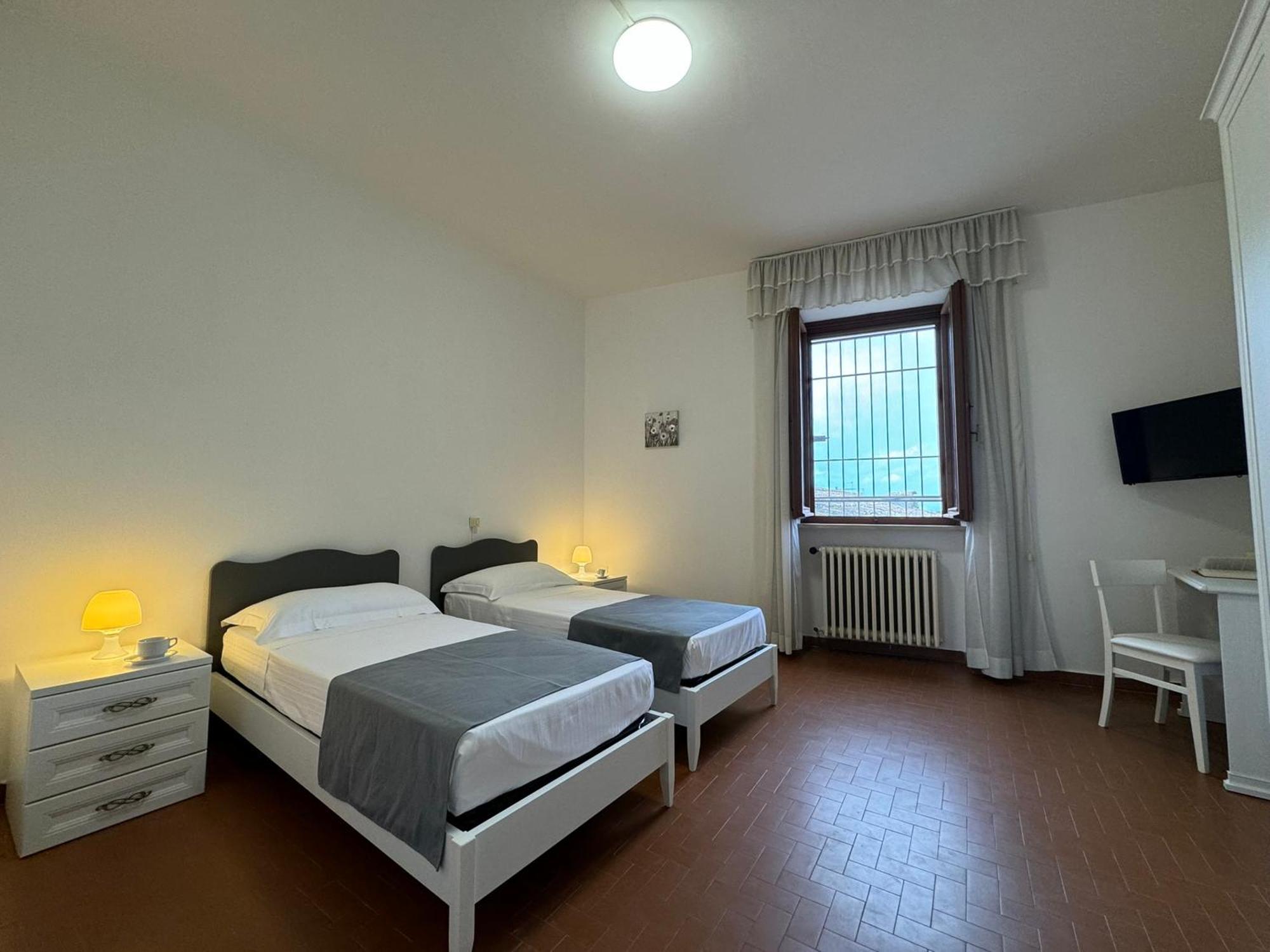 فندق Monastero Ss. Annunziata تودي المظهر الخارجي الصورة A room at the residence